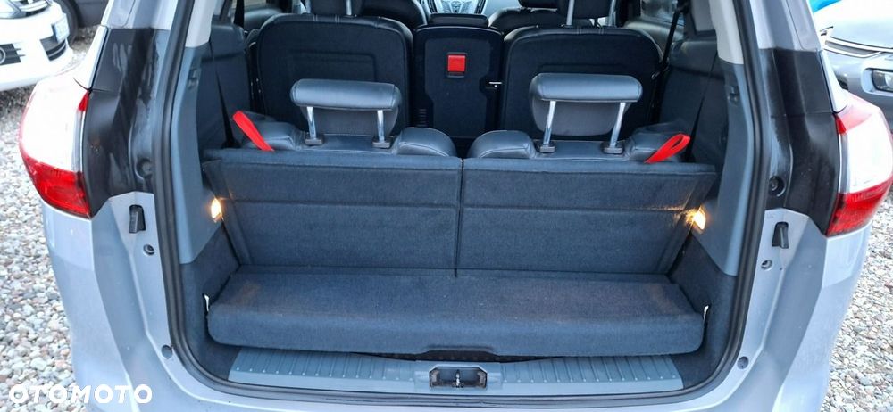 Ford Grand C-MAX - 21