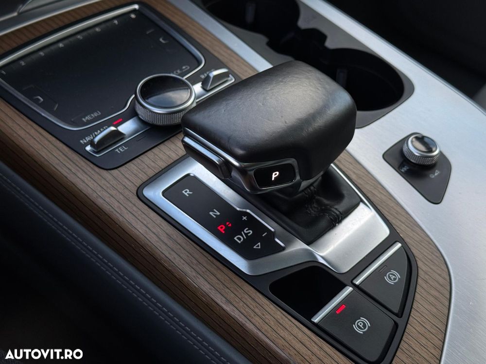 Audi Q7 - 25