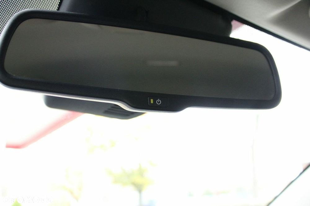 Mazda 3 SKYACTIV-G 120 Exclusive-Line - 29