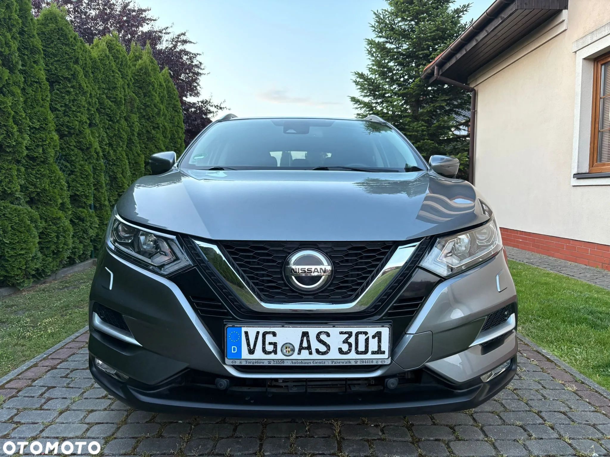 Nissan Qashqai 1.6 DCi N-Connecta Xtronic - 1
