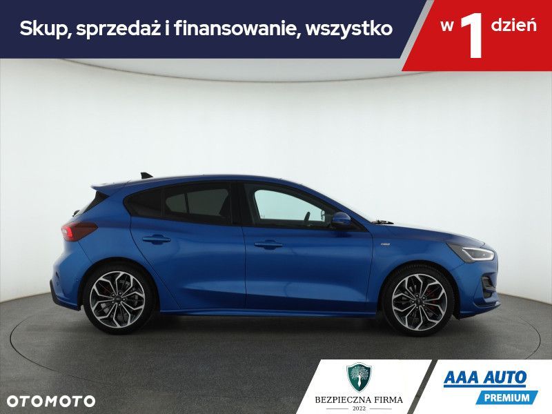 Ford Focus - 8