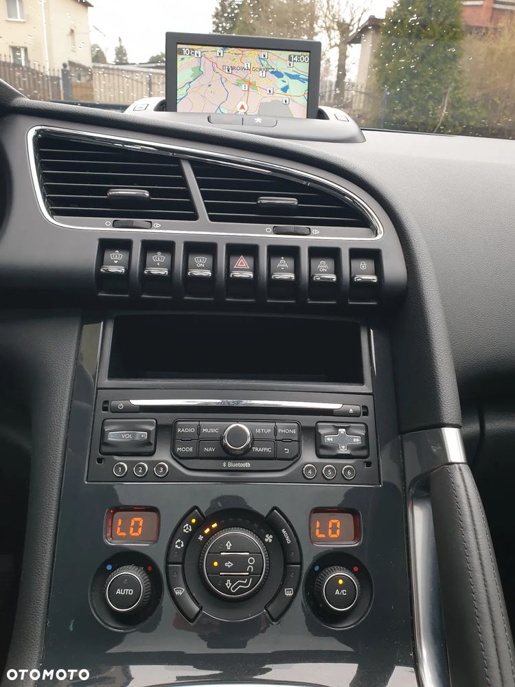 Peugeot 3008 HDi 150 Allure - 26