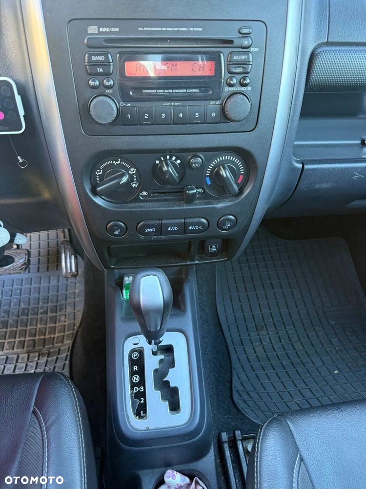 Suzuki Jimny 1.3 Elegance - 11