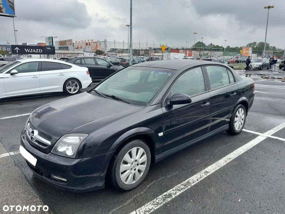 Opel Vectra 2.2 Essentia - 1