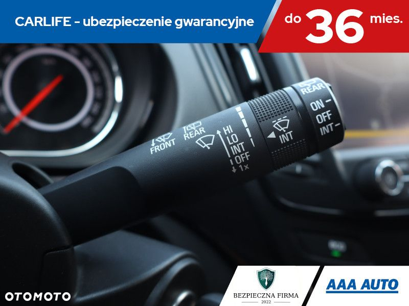 Opel Insignia - 18