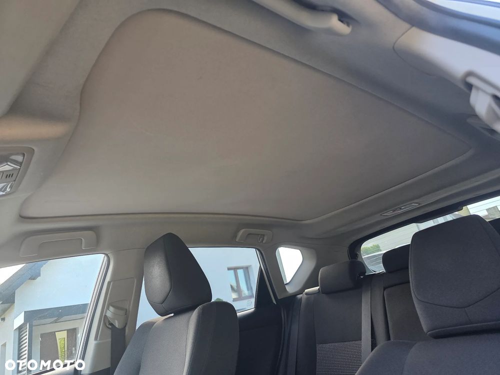 Toyota Auris 1.8 HSD Luna - 38