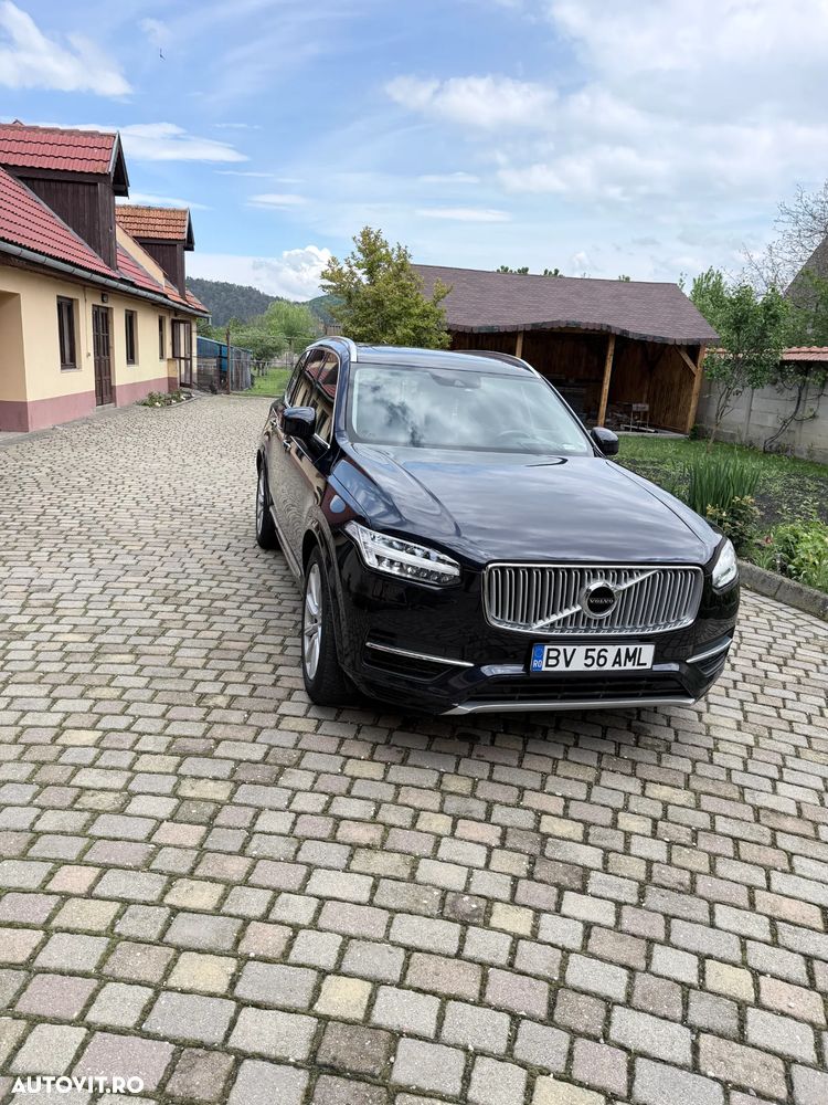 Volvo XC 90 - 1