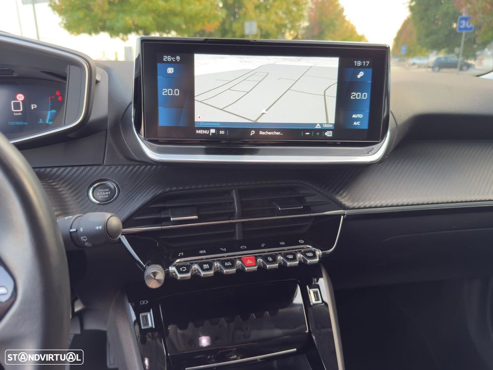 Peugeot 2008 PureTech 130 EAT8 Allure - 14