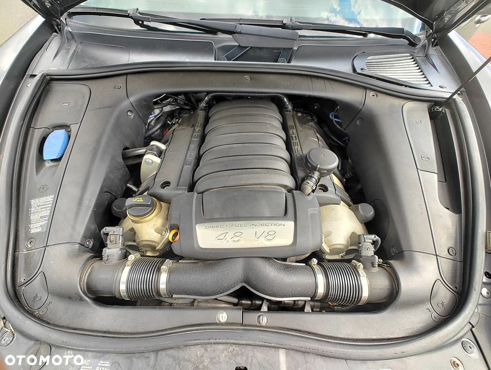 Porsche Cayenne - 11