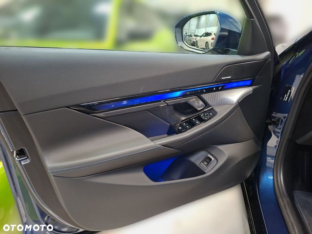 BMW Seria 5 - 12