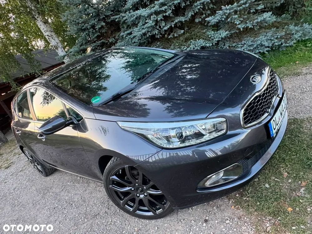 Kia Ceed 1.4 CVVT Fifa World Cup Edition - 21