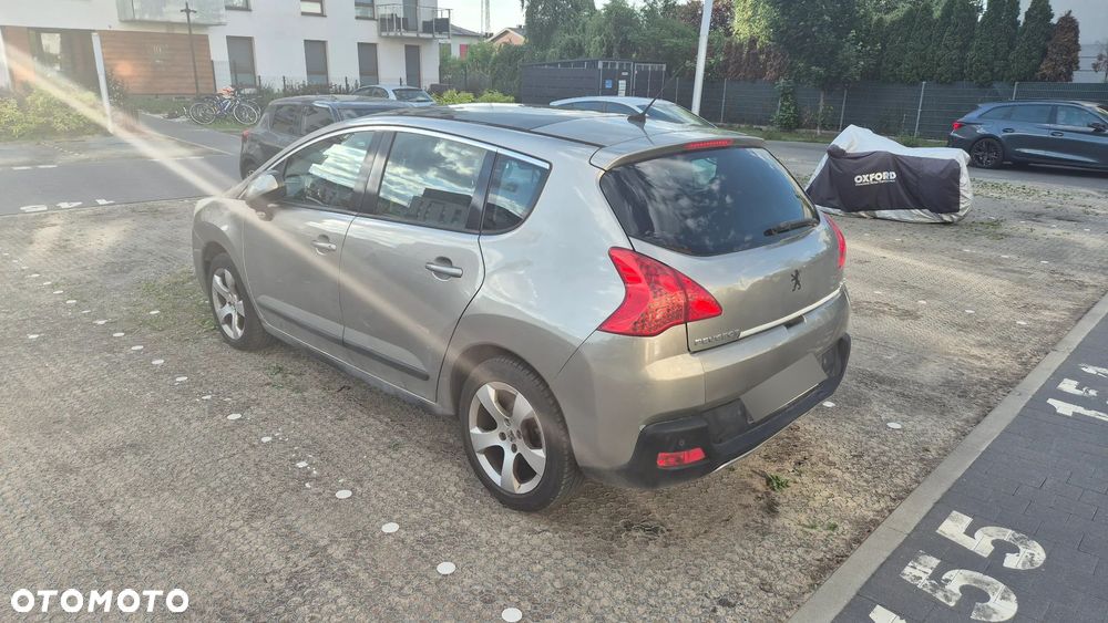 Peugeot 3008 1.6 HDi Premium - 5
