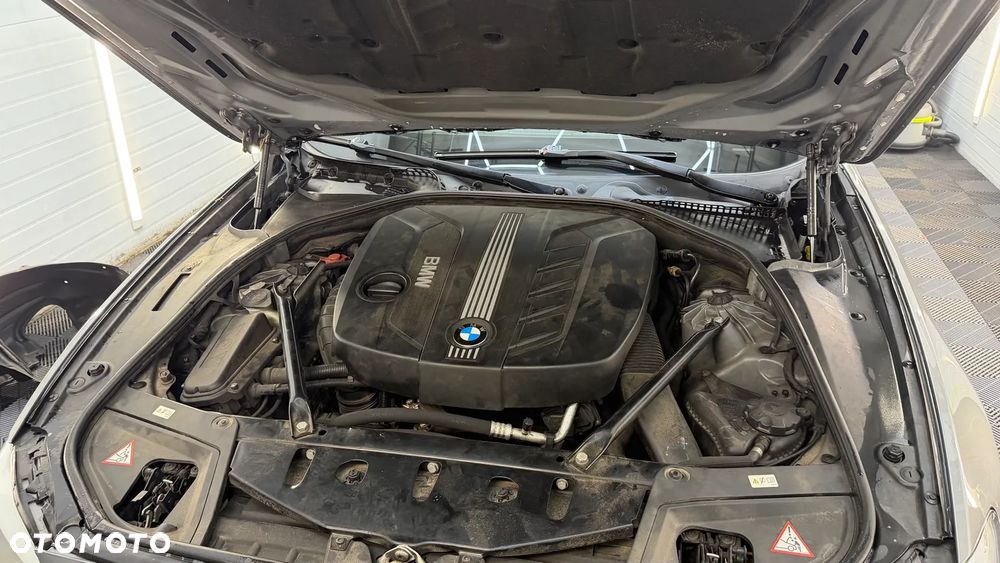 BMW Seria 5 - 12