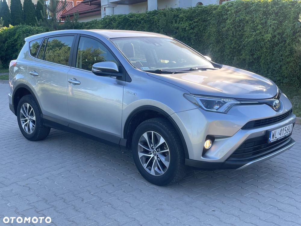 Toyota RAV4 - 8