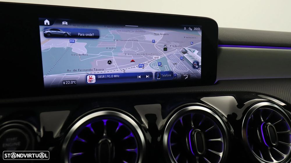 Mercedes-Benz A 250 Limousine e AMG Line - 13