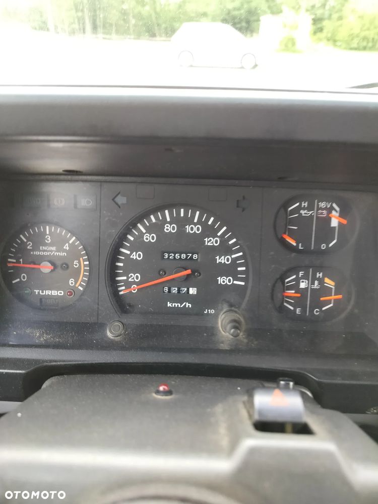 Toyota Land Cruiser - 12