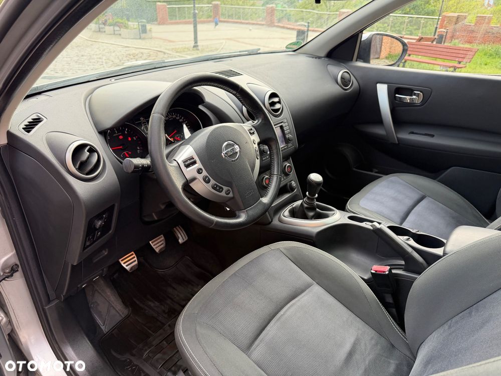 Nissan Qashqai+2 2.0 dCi DPF tekna - 13