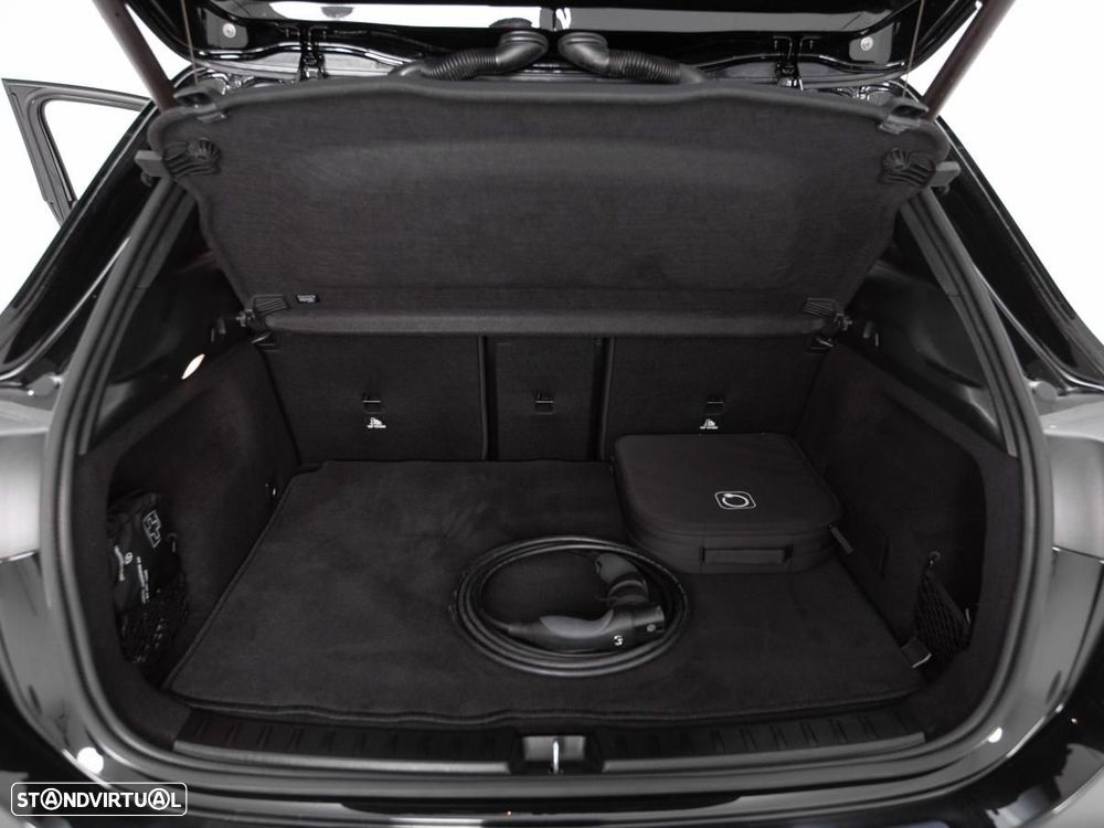 Mercedes-Benz EQA 250+ AMG Line - 15