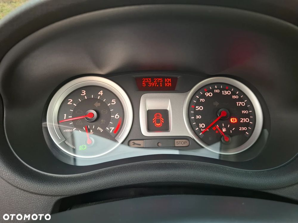 Renault Clio 1.2 16V Authentique - 26