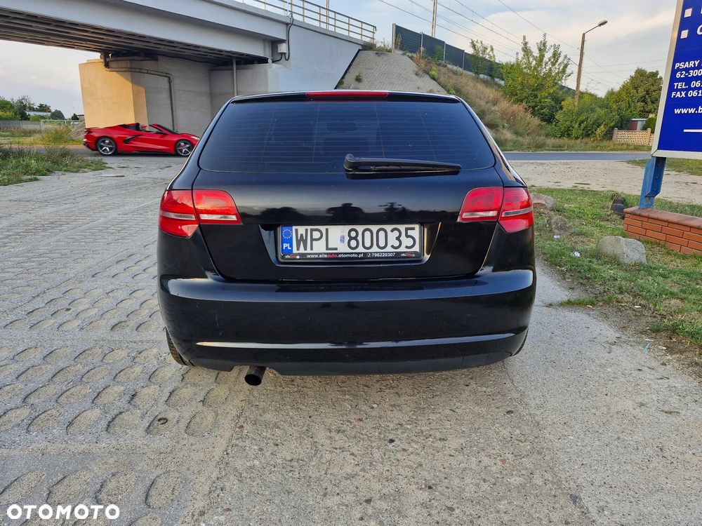 Audi A3 Sportback 2.0 TDI DPF Ambiente - 6