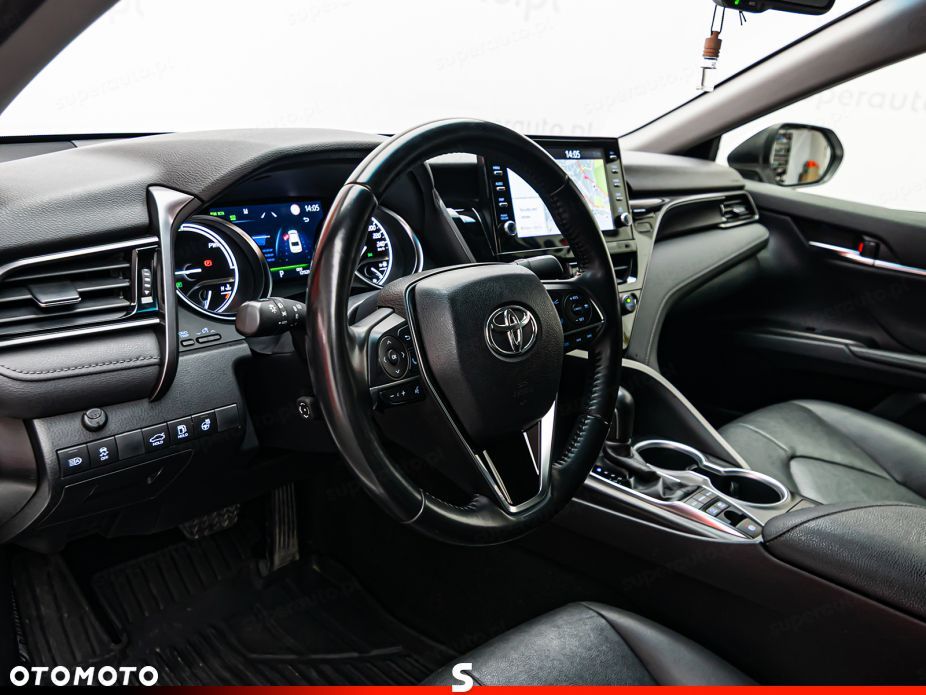 Toyota Camry 2.5 Hybrid Executive CVT - 11