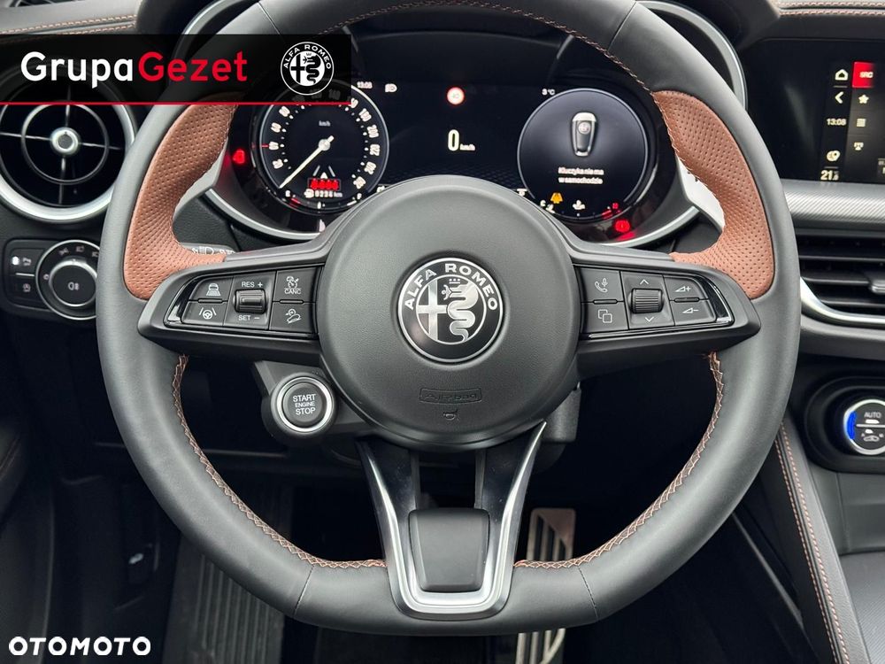 Alfa Romeo Stelvio - 20
