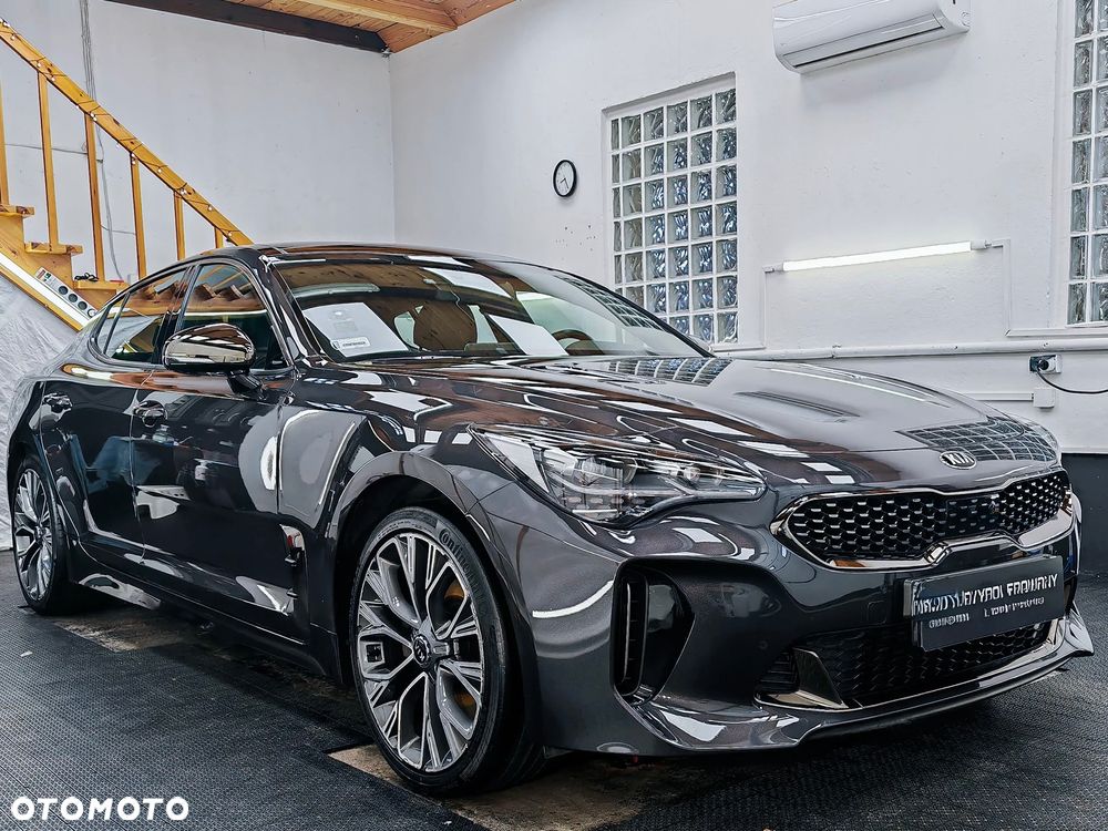 Kia Stinger 2.0 T-GDI GT Line - 4