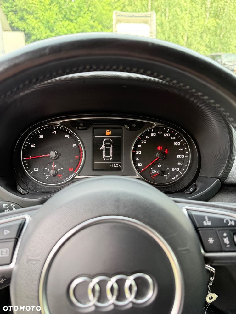 Audi A1 Sportback 1.0 TFSI ultra - 10