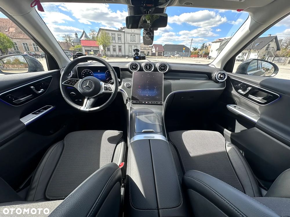Mercedes-Benz GLC 220 d mHEV 4-Matic Avantgarde - 21