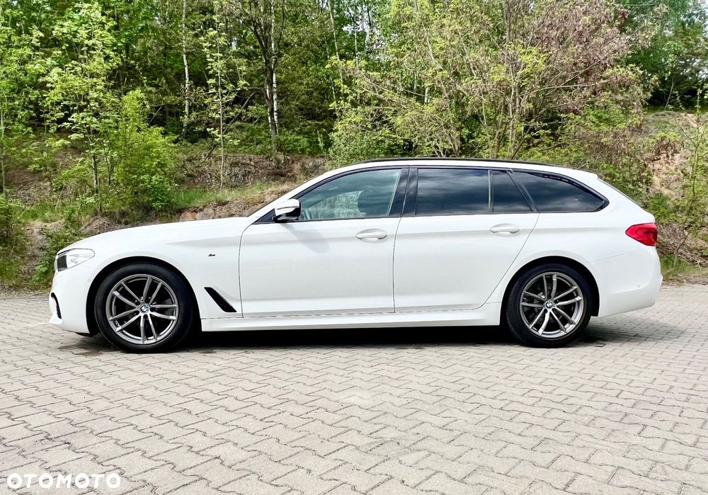 BMW Seria 5 520d xDrive M Sport Edition - 3