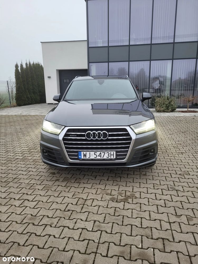 Audi Q7 - 8