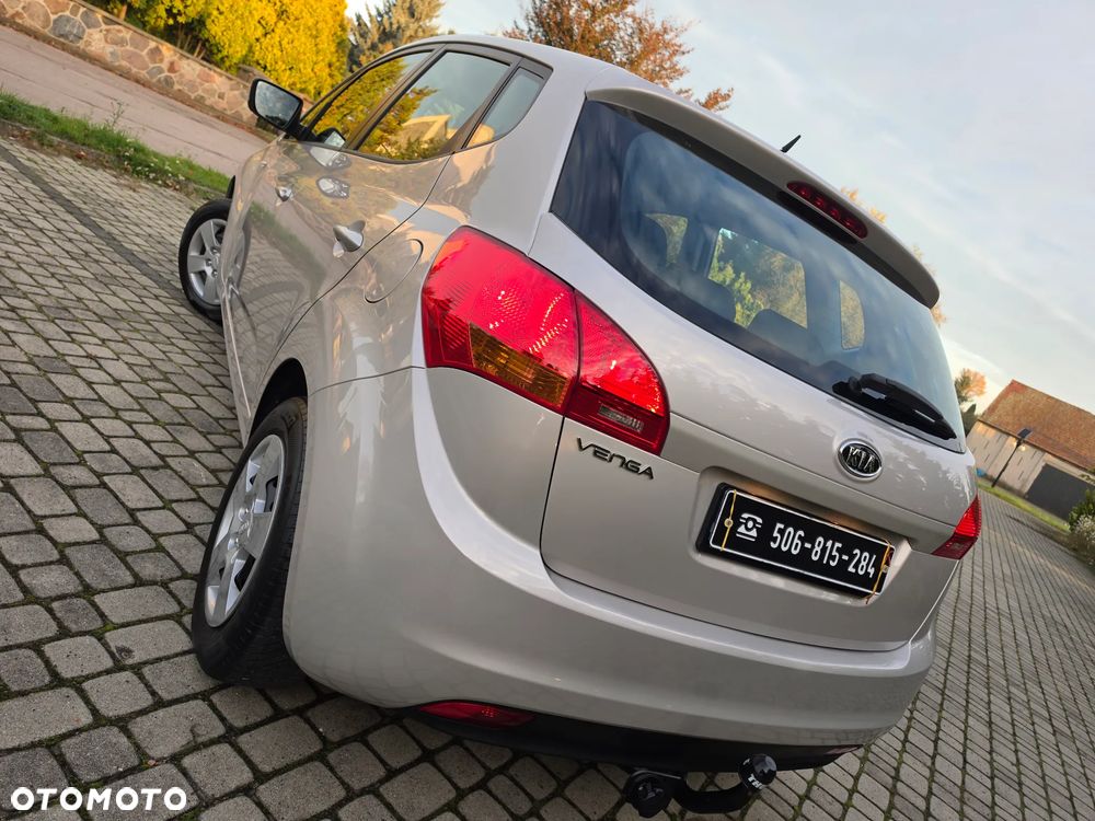 Kia Venga 1.4 CVVT Dream-Team Edition - 11
