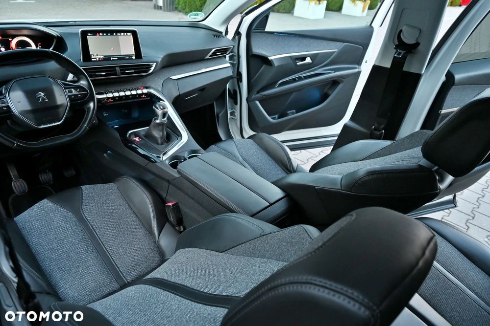 Peugeot 3008 BlueHDi 150 Stop & Start Allure - 29