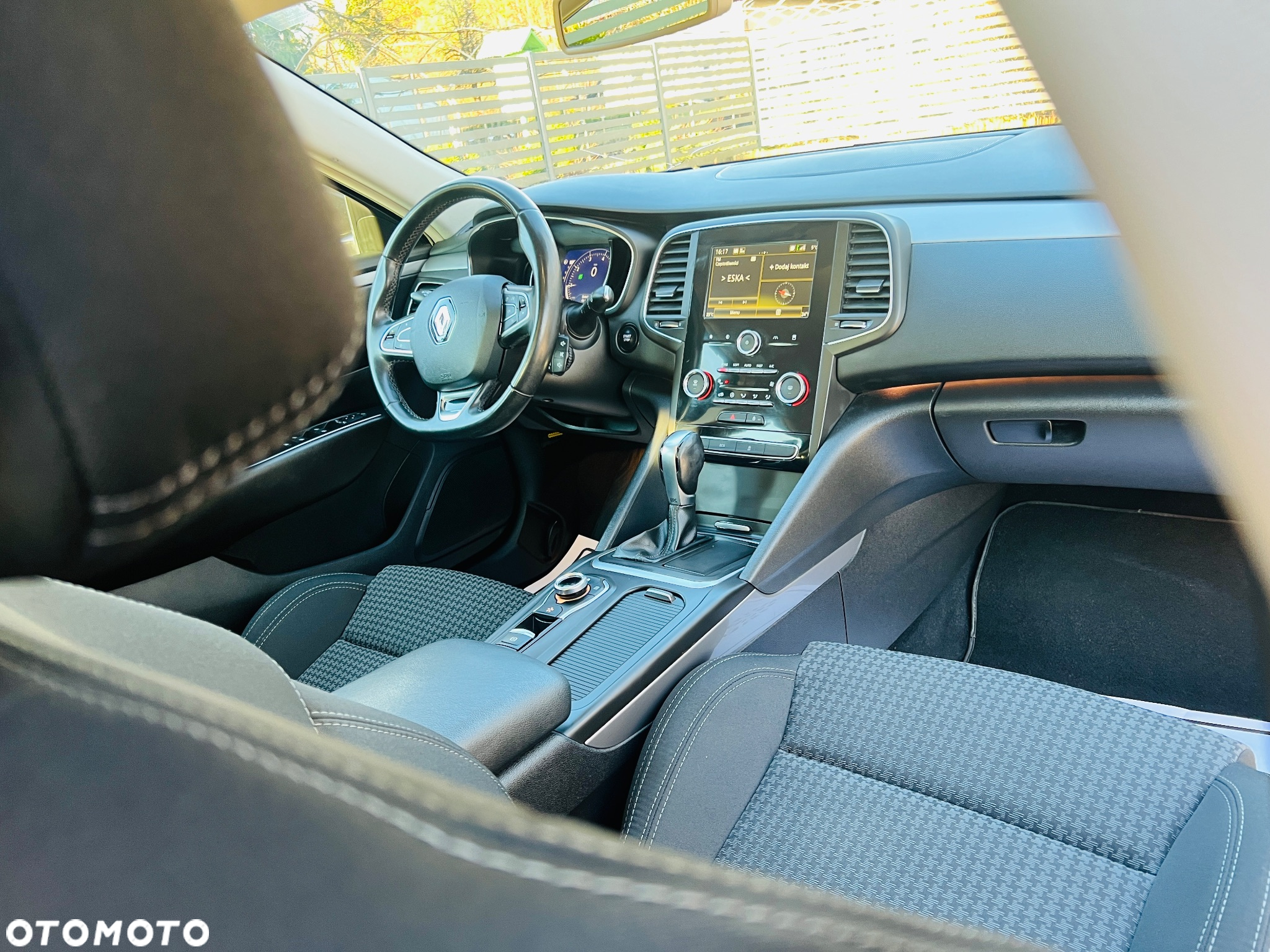 Renault Talisman Grandtour TCe 160 EDC GPF Business Edition - 15