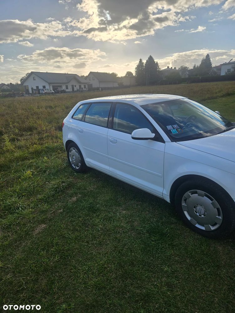 Audi A3 Sportback - 5