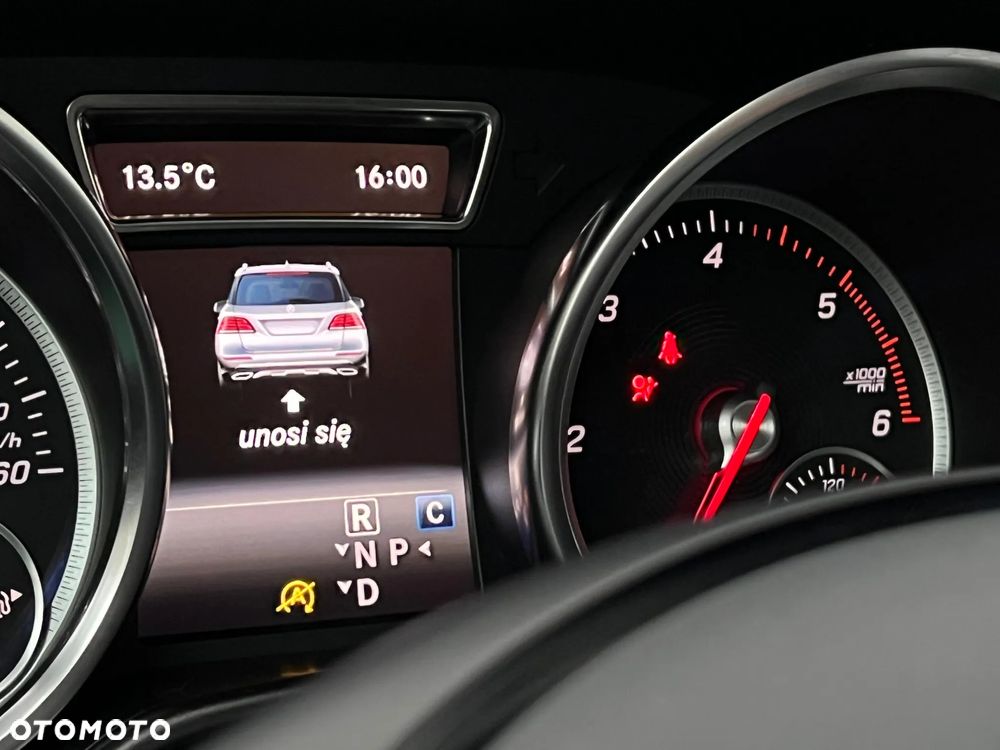 Mercedes-Benz GLE 250 d 4-Matic - 11