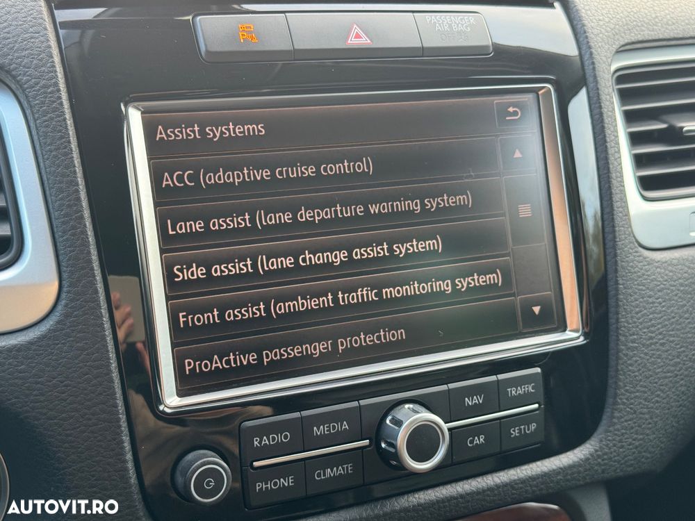 Volkswagen Touareg - 20