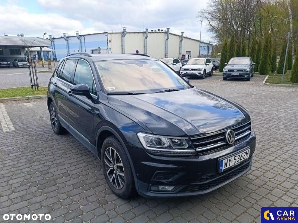 Volkswagen Tiguan - 1