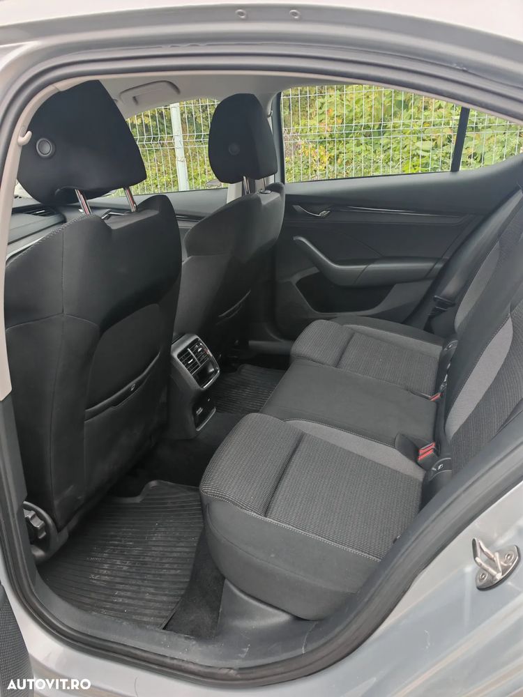 Skoda Octavia 1.0 TSI Ambition - 4