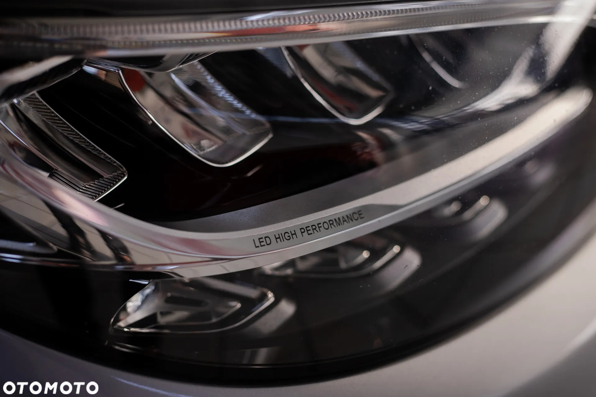 Mercedes-Benz Klasa C 300 4MATIC 9G-TRONIC - 9