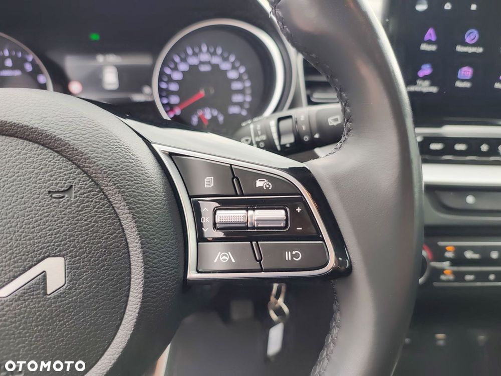 Kia Ceed 1.5 T-GDI M - 22