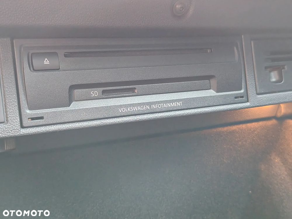 Volkswagen Golf - 35