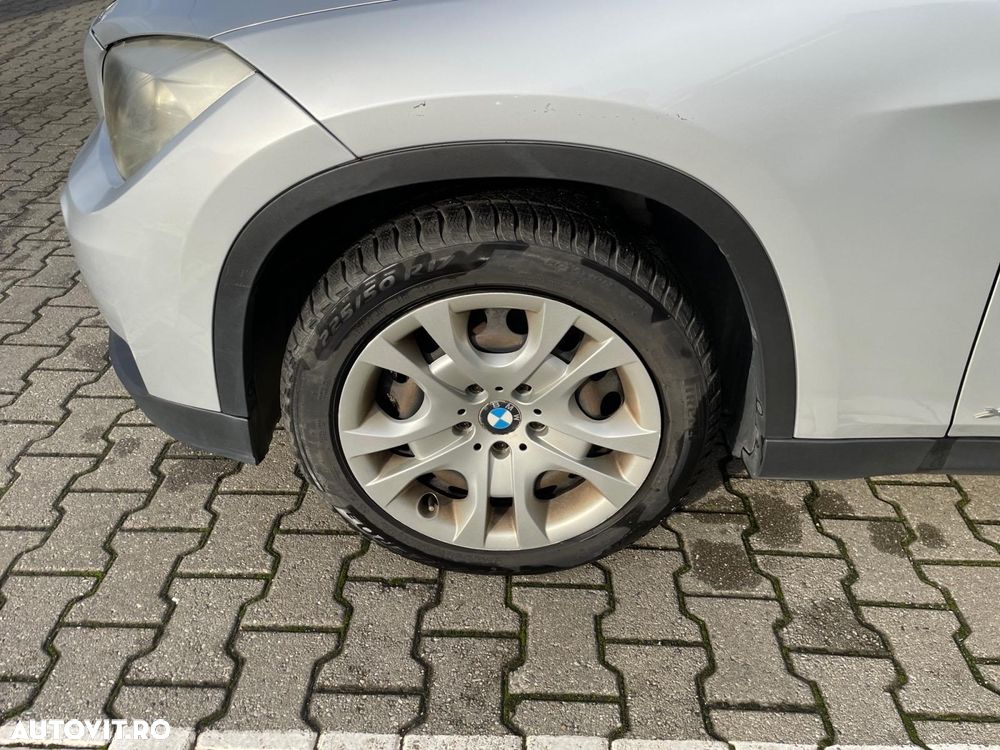 BMW X1 xDrive18d - 17