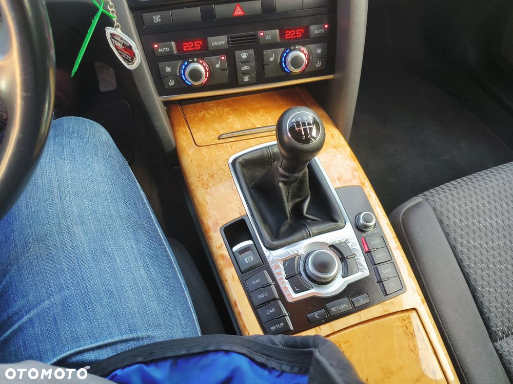 Audi A6 Avant 2.0 TDI - 14