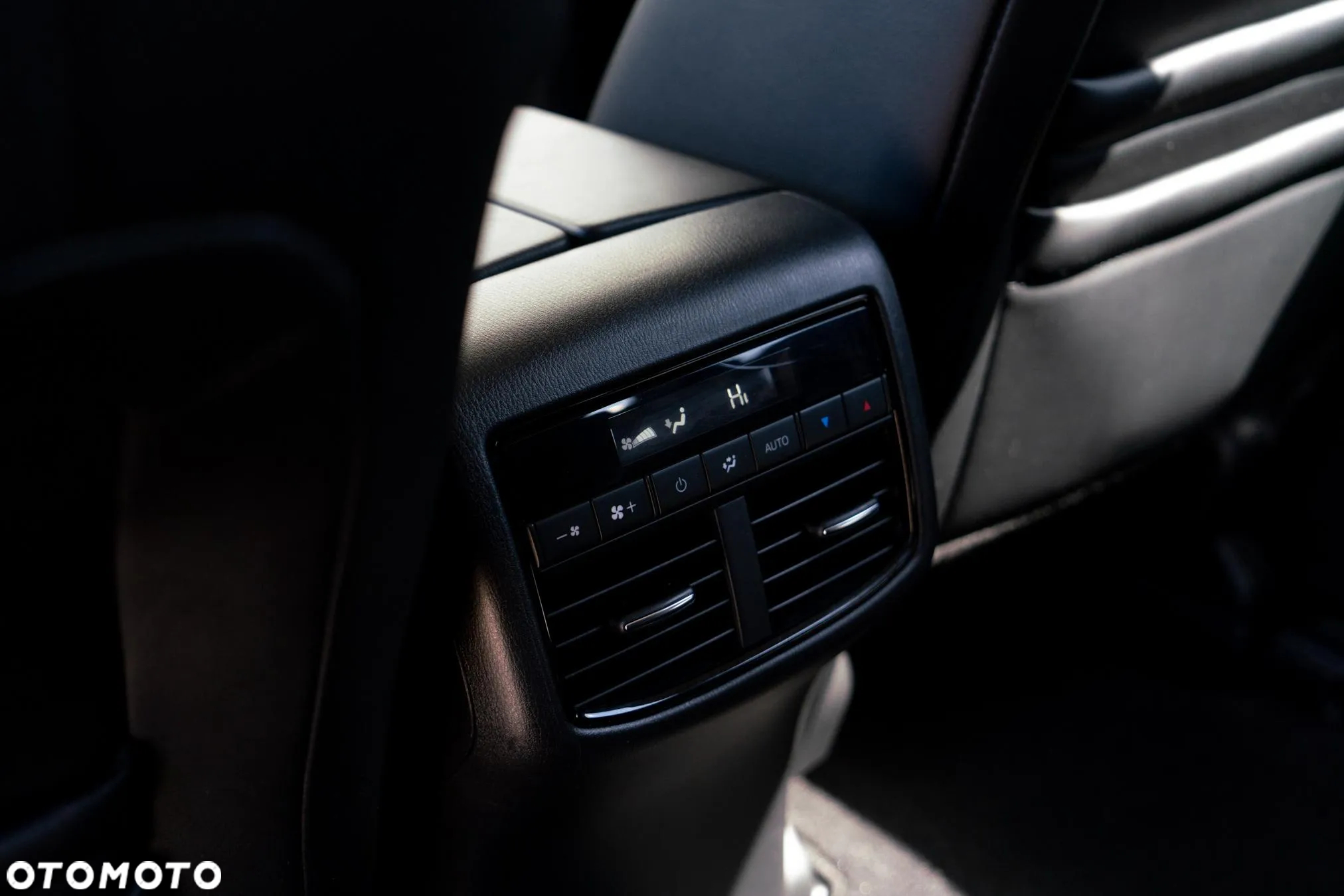 Mazda CX-9 - 23
