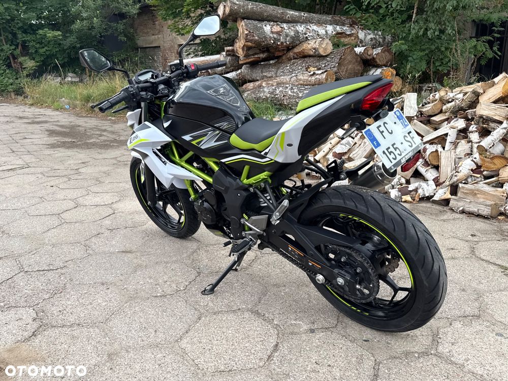 Kawasaki Z - 22