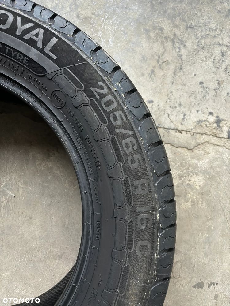 Opony dostawcze letnie Uniroyal RainMax 5 - 205/65R16C - 5