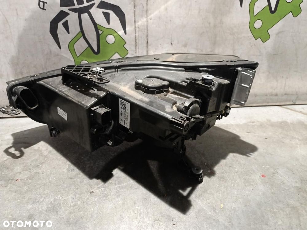 CUPRA FORMENTOR LAMPA PRAWA PRZÓD 5FG941008H - 7