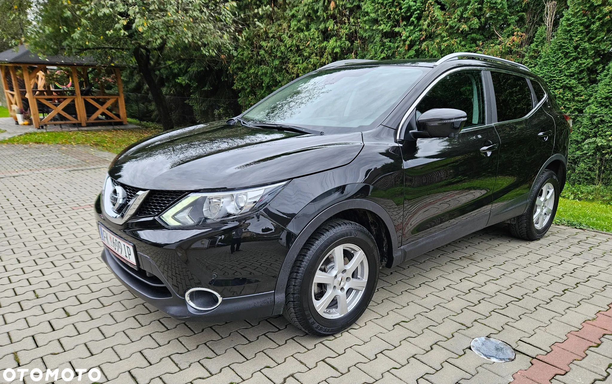 Nissan Qashqai 1.2 DIG-T 360 - 1