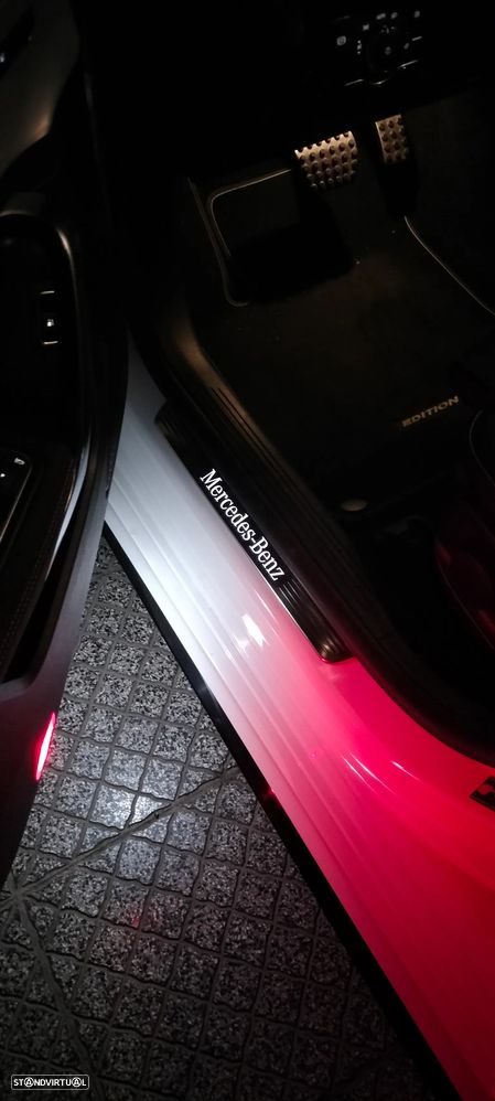 Mercedes-Benz CLA 250 e Shooting Brake AMG Line - 22